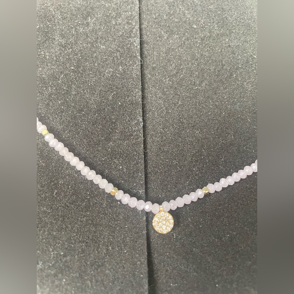 Soft purple color beaded necklace - Picture 2 of 3